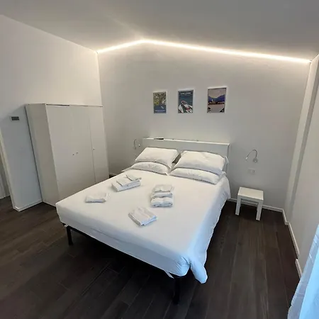 Lake Home Apartments Affittacamere